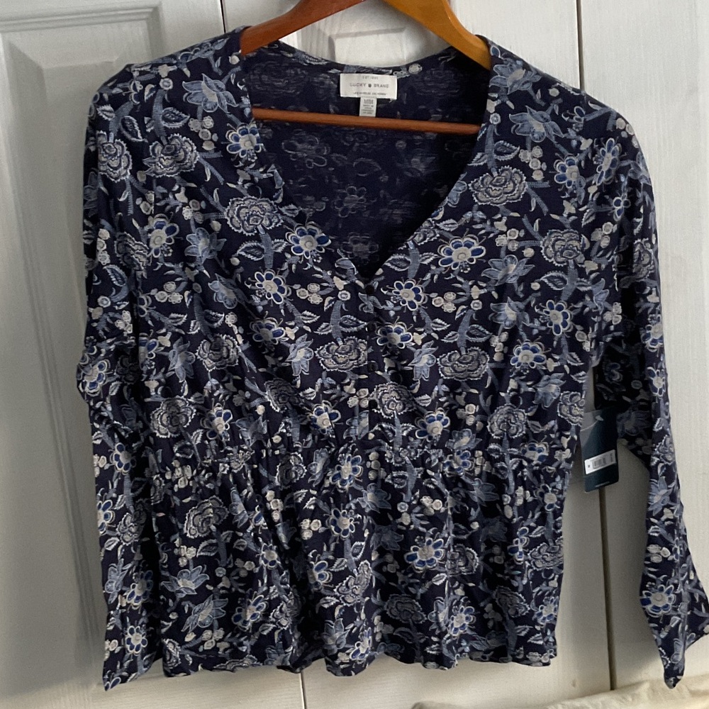 Lucky Brand Navy Floral V-Neck Blouse NWT